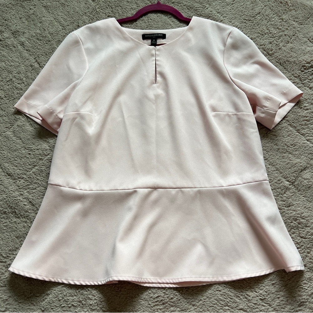 Banana Republic Pastel Pink Blouse Preppy Minimalist Capsule Cottage Office Sz M